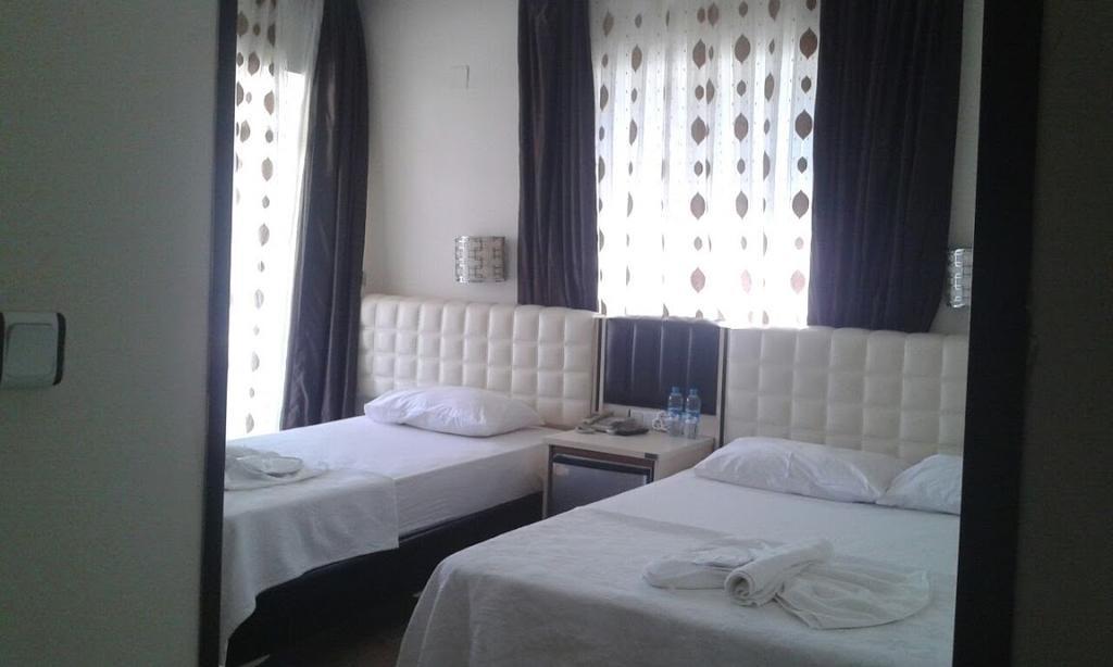 Hotel Tayfun 阿纳穆尔 外观 照片