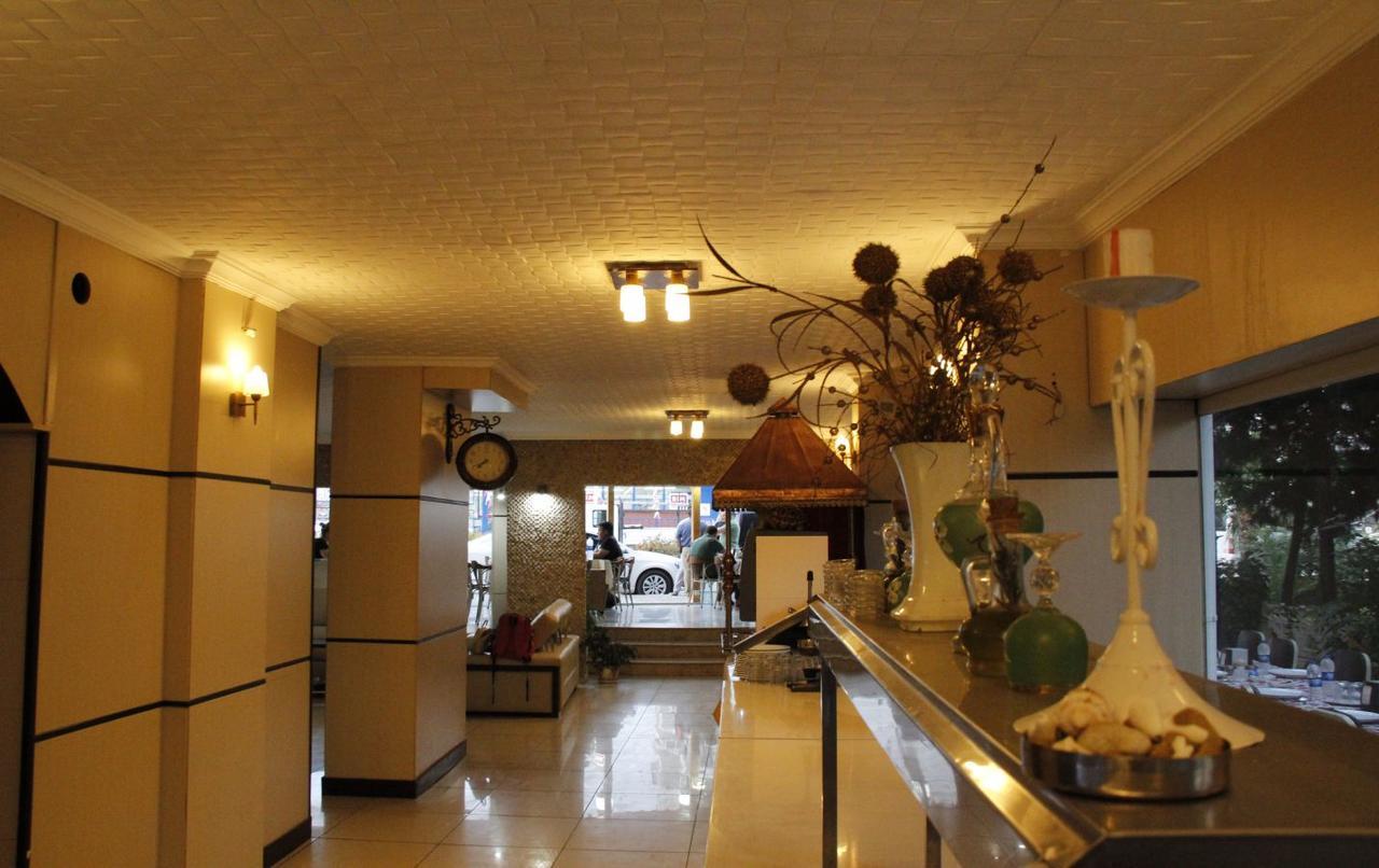 Hotel Tayfun 阿纳穆尔 外观 照片